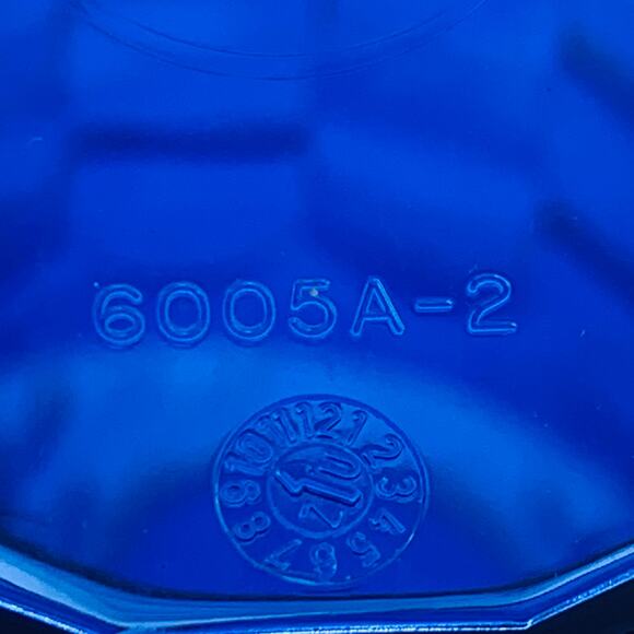 Tupperware Ice Prisms Tumblers Blue 16 Oz. Set 4 Drinking Cups Crystal Durable - Picture 5 of 8